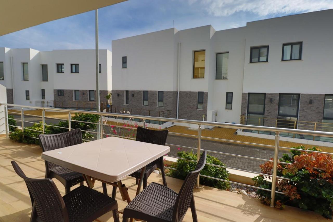 Caesar Beach Villas And Apartments Gastria Exterior photo