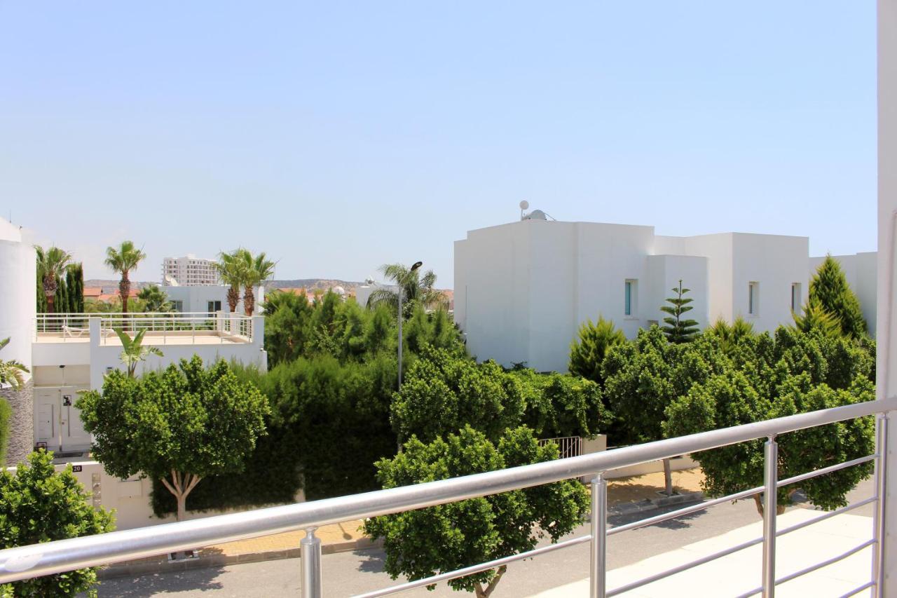 Caesar Beach Villas And Apartments Gastria Exterior photo